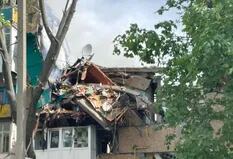 Un proyectil ruso destruyó un edificio: murieron cuatro adultos y un bebé
