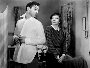 Sucedió aquella noche (1934), de Frank Capra. Disponible en Qubit TV.