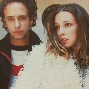 Gustavo Cerati y Cecilia Amenábar estuvieron casados entre 1993 y 2002 (Foto: Instagram @lisacerati)