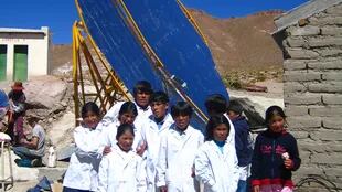 Los paneles solares de EcoAndina dan luz a escuelas