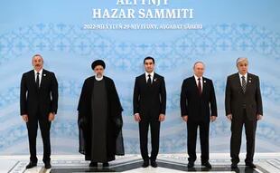 Putin, con los otros líderes de la cumbre del Caspio
