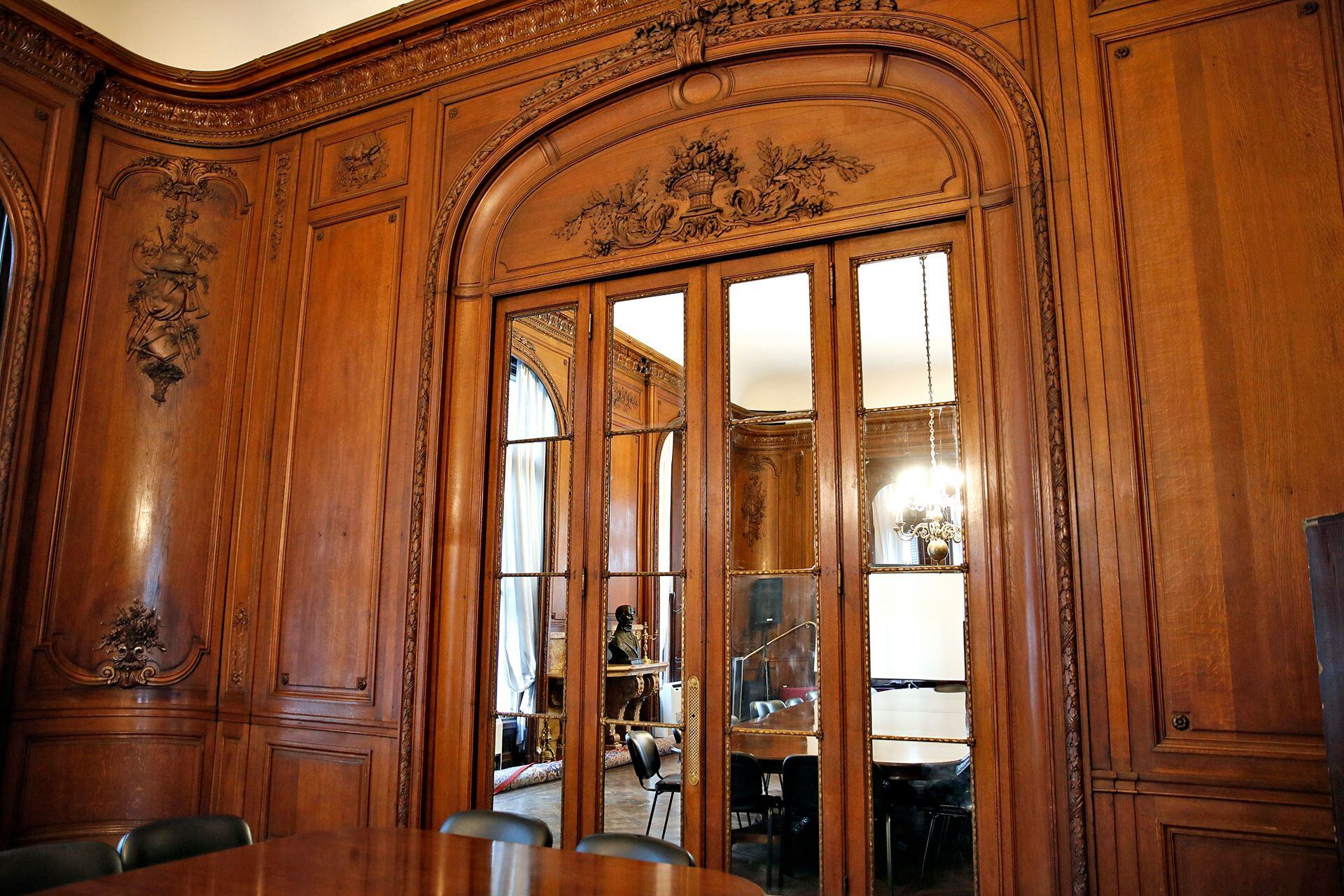 La sala Cané, antiguo comedor de la casa, es uno de los ambientes de mayor esplendor de la mansión Casey