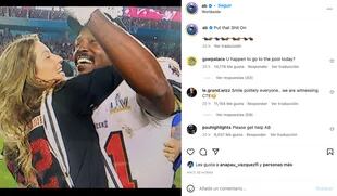 Antonio Brown, excompañero de Tom Brady, publicó una foto celebrando junto a Gisele Bündchen