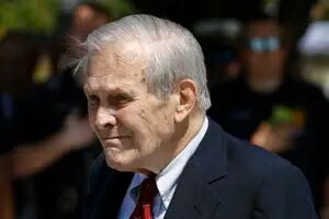 Falleció Donald Rumsfeld, el arquitecto de la Guerra de Irak