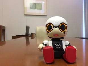 Kirobo Mini está pensado como un robot personal para llevar a todos lados