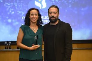 Micaela Urdinez recibió el premio de Bronce por el proyecto "Hambre del Futuro" de Fundación La Nación.