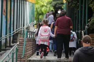 La tasa de contagios en escuelas porteñas creció del 0,17% al 0,71% 