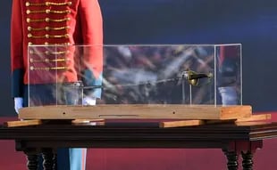 Un detalle de la espada de Bolívar