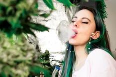 Especial Cannabis: Muy Paola, la chilena que hace correr el humo