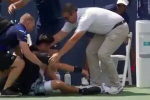 Un tenista chino colapsó en medio de un partido durante el torneo de Washington