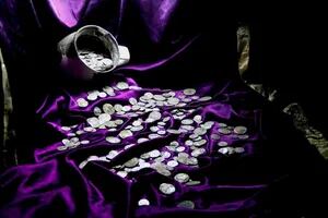 Encontraron monedas de plata romanas enterradas durante 2000 años