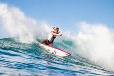 Suspenden una competencia de surf en Hawaii porque un tiburón atacó a un hombre