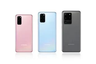 El Galaxy S20 se ubica en el medio de las propuestas que ofrece Samsung, con una pantalla AMOLED 120 Hz con diferentes tamaños de base y un sistema de fotografía con tres o cuatro cámaras según el modelo