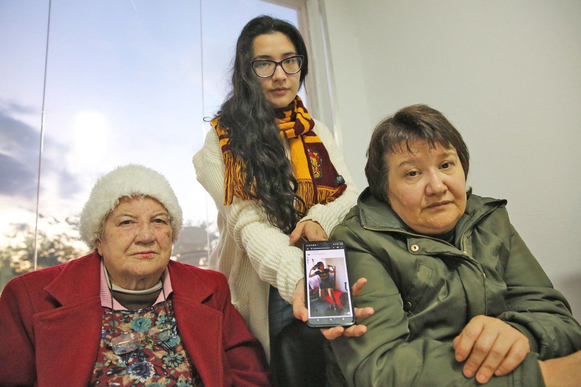 La hermana, la tía abuela y la madre de Cecilia Strzyzowksi, la joven desaparecida en Chaco; denuncian amenazas y piden justicia
