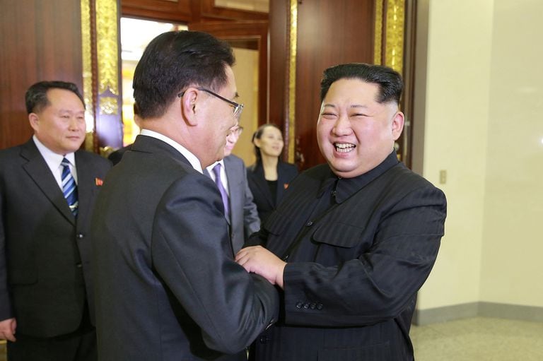Kim Jong-un, amistoso y cálido en una cena con funcionarios de Corea del Sur esta semana