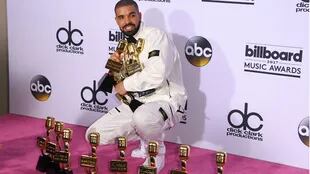 Drake arrasó con los Billboard
