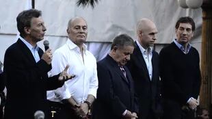 Macri durante su discurso junto a Venegas, Duhalde, Larreta y Santilli