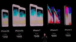 Los diferentes modelos del iPhone anunciados por Apple