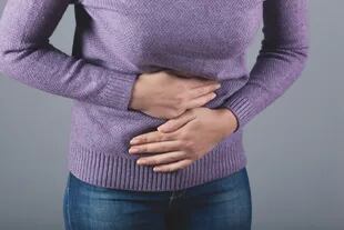El aire en el intestino es una de las posibles causas de la hinchazón abdominal