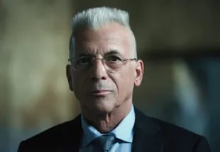 En la cuarta temporada, Sergio Antín, interpretado por Gerardo Romano, operará para adueñarse del poder de la cárcel
