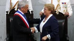 Sebastián Piñera y Michelle Bachelet se han alternado la presidencia de Chile durante los últimos 16 años.