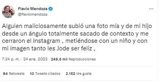 Flavio Mendoza meledak marah setelah akun Instagram-nya ditutup