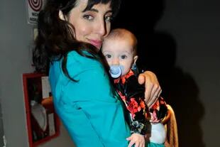 Con tan solo seis meses, Olimpia fue a ver a su mamá, Paula Kohan, al teatro
