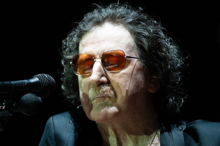 Coronavirus Carmen Moreno La Mama De Charly Garcia Es Una De Las Evacuadas Del Geriatrico De Recoleta La Nacion