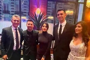 Macri le saca rédito al encuentro con Messi y el "Dibu" Martínez tras el desplante al Gobierno