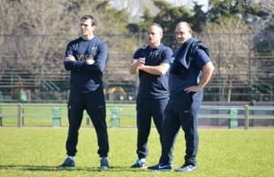 Pablo Bouza, Nicolás Fernández Miranda y Mario Ledesma, miembros del cuerpo técnico de los Pumas.