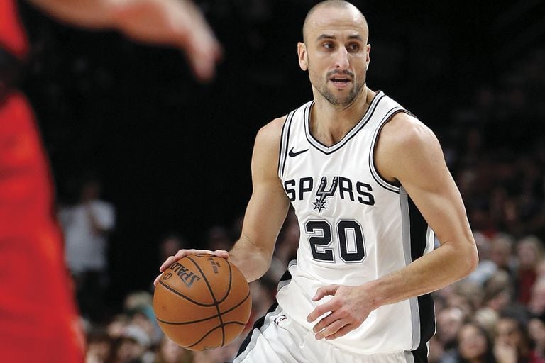 Manu Ginóbili, leyenda de San Antonio Spurs.