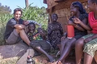 En 2018 pasó Navidad con una familia ugandesa a la que invitó a probar el mate