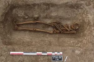 Investigan el misterio de las tumbas reabiertas hace 1400 años