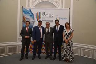La presentación de Binómico en la Embajada argentina en Washington