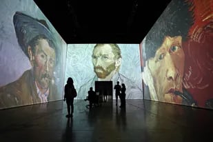 Cómo es el montaje de Imagine Van Gogh, la muestra que es récord antes de abrir