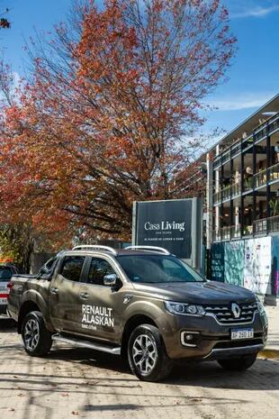 La Renault Alaskan es una pick-up versátil y potente pensada para su uso dual, tanto para el campo como para la ciudad