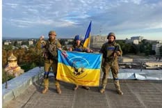 Ucrania recupera fuerza y obliga a Rusia a retirarse del norte de una ciudad clave