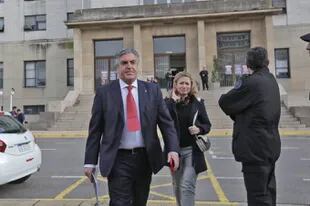 Gregorio Dalbón, abogado de Cristina Kirchner, en la puerta de Comodoro Py