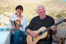 La nueva canción de David Gilmour hecha en familia y en tributo a Leonard Cohen