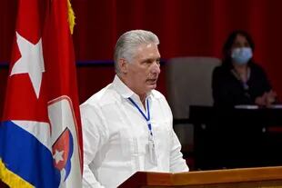 El presidente cubano Miguel Díaz-Canel sustituyó a Raúl Castro como primer secretario del PCC