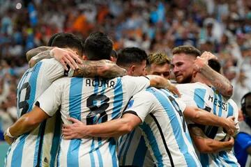 Festejo del primer gol argentino