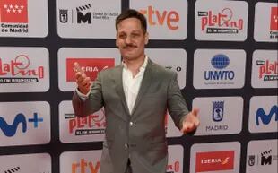 Rodrigo de la Serna en los premios Platino. Estaba nominado por su papel en La casa de papel