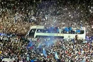 La selección argentina llega al predio de Ezeiza