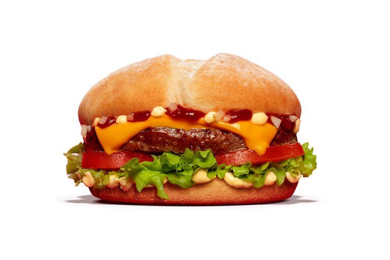 Llegó la primera hamburguesa sin carne al fast food argentino de la mano de Mostaza y NotCo