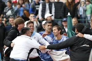 La Argentina festejó 4-0 en el Buenos Aires ante Lituania y cerró el año con una sonrisa