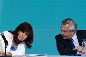 Alberto Fernández y Cristina Kirchner retomaron el contacto en medio del feroz enfrentamiento interno