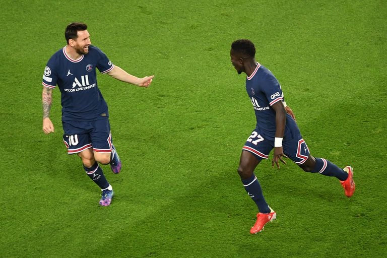 Idrissa Gana Gueye y Lionel Messi se juntan en el festejo: anotaron los dos golazos de PSG