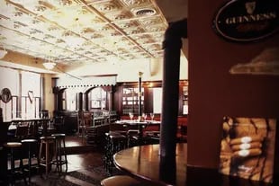 La cerveza tirada, la gran estrella del bar irlandés de la calle Reconquista 