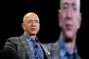 Jeff Bezos perdió US$13.500 millones y hay preocupación en Amazon