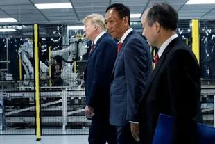 El presidente Trump espera que la fabricación d eproductos Apple, actualmente a cargo de proveedor es como Foxconn, se traslade a EE.UU.